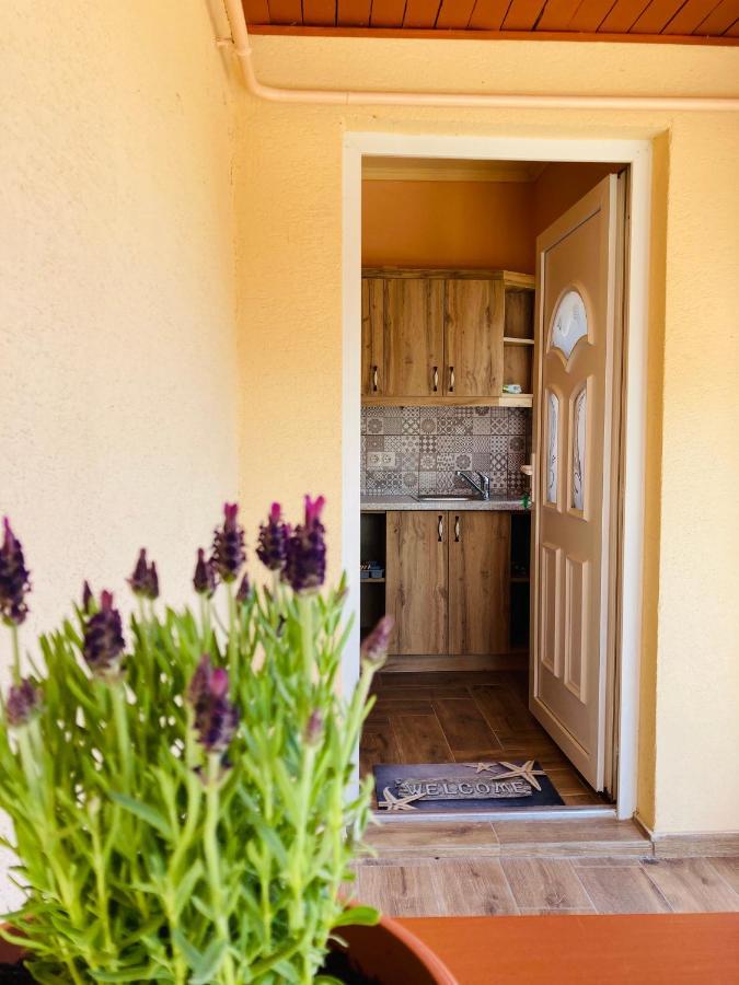 Mimi Apartments Zamárdi Kültér fotó